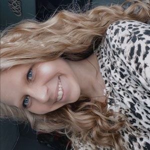 Meet your Posher, Abby